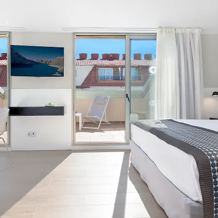 Odissea Park Aparthotel 4*