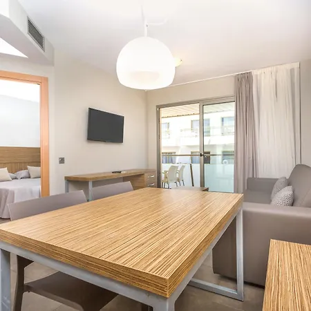 Aparthotel Odissea Park Santa Susanna