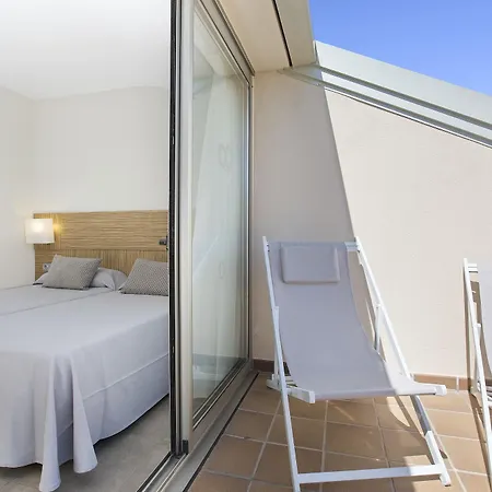 Aparthotel Odissea Park Santa Susanna
