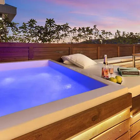 Odissea Park Aparthotel 4*