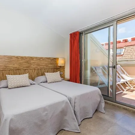 Aparthotel Odissea Park Santa Susanna