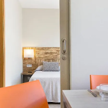 Odissea Park Aparthotel 4*